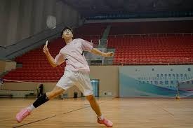 年轻中卫连续两场零失误，发挥稳健