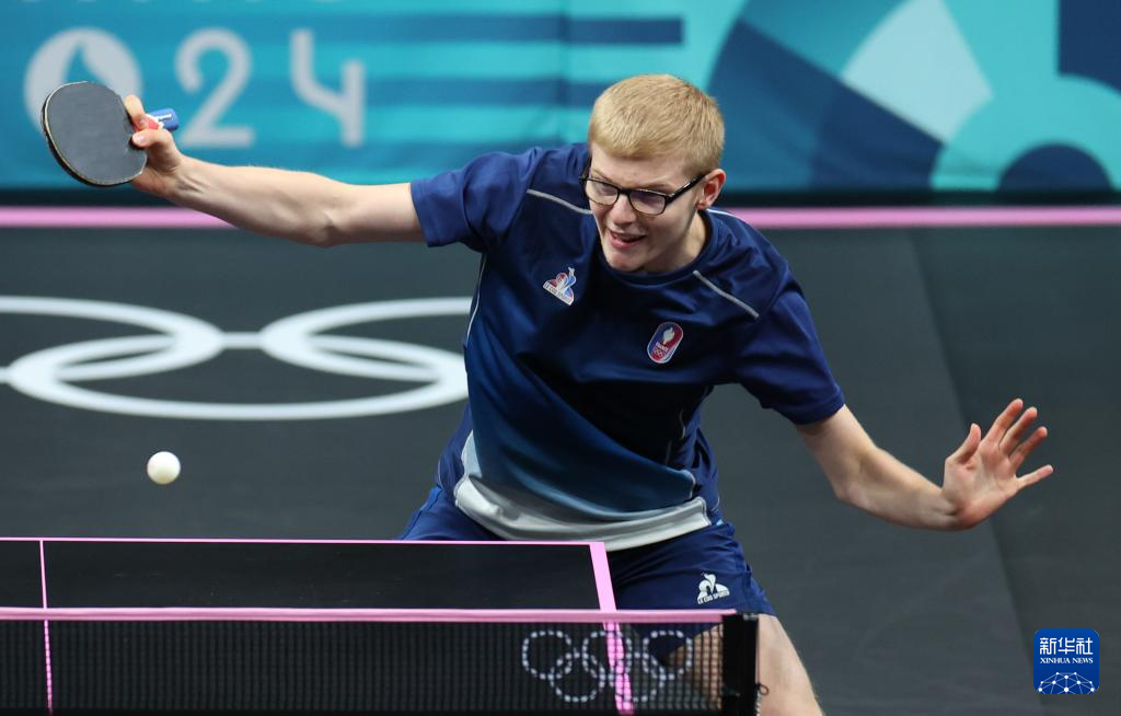 上仍具备极 上仍具备极