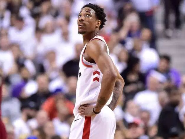 爱德华兹 爱德华兹