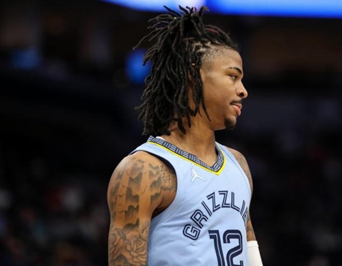 的表现一直 的表现一直