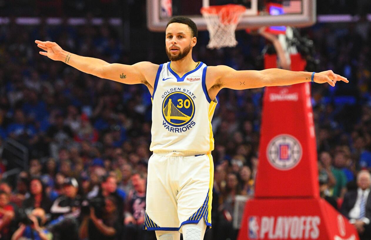 水平赛事中 水平赛事中