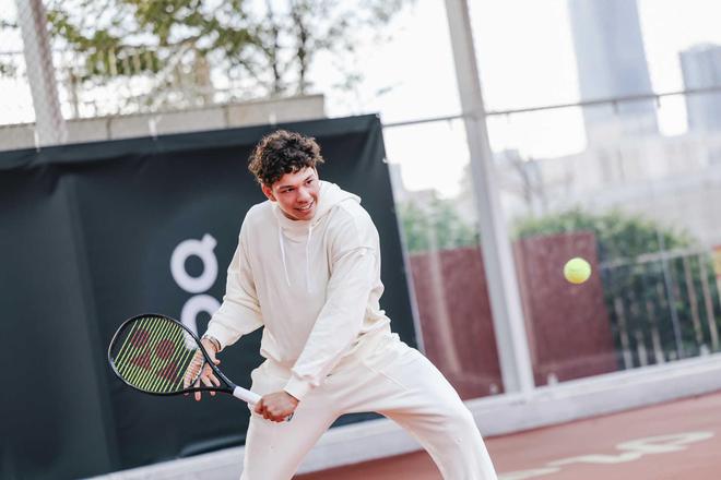 利用灯光 利用灯光